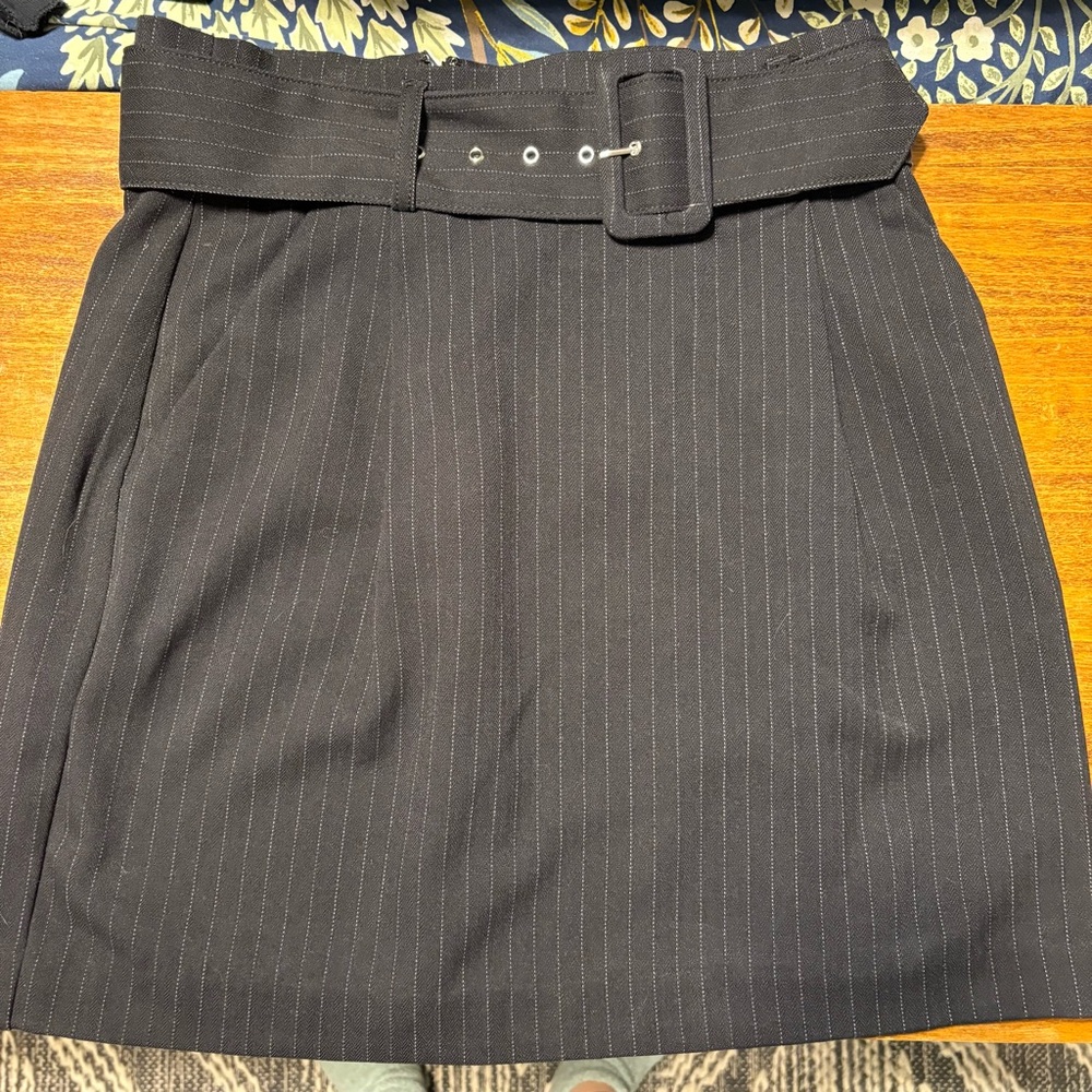 NWT MANGO Dark Grey Pinstripe Belted Skirt